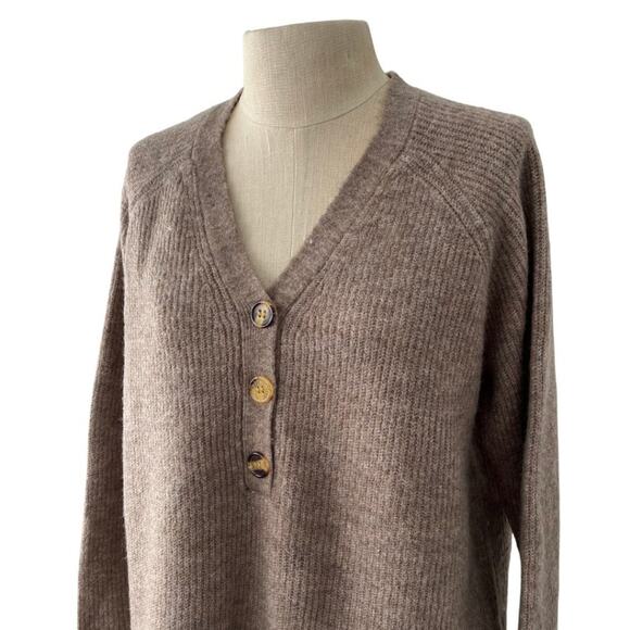 LUSH Taupe Long Sleeve Henley Knit Sweater Pullover Size S Soft Casual Fall Top - Picture 5 of 7
